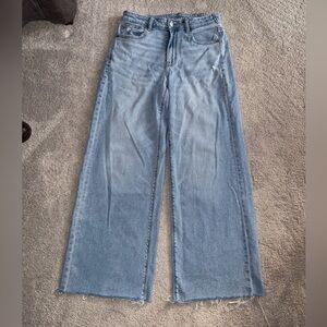 American Eagle Outfitters Light Blue Baggy Wide Leg Flare Jeans sz 2 shirt